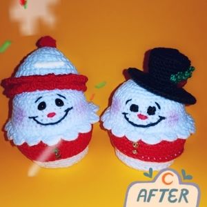 Snowman's cupcakes crochet doll
